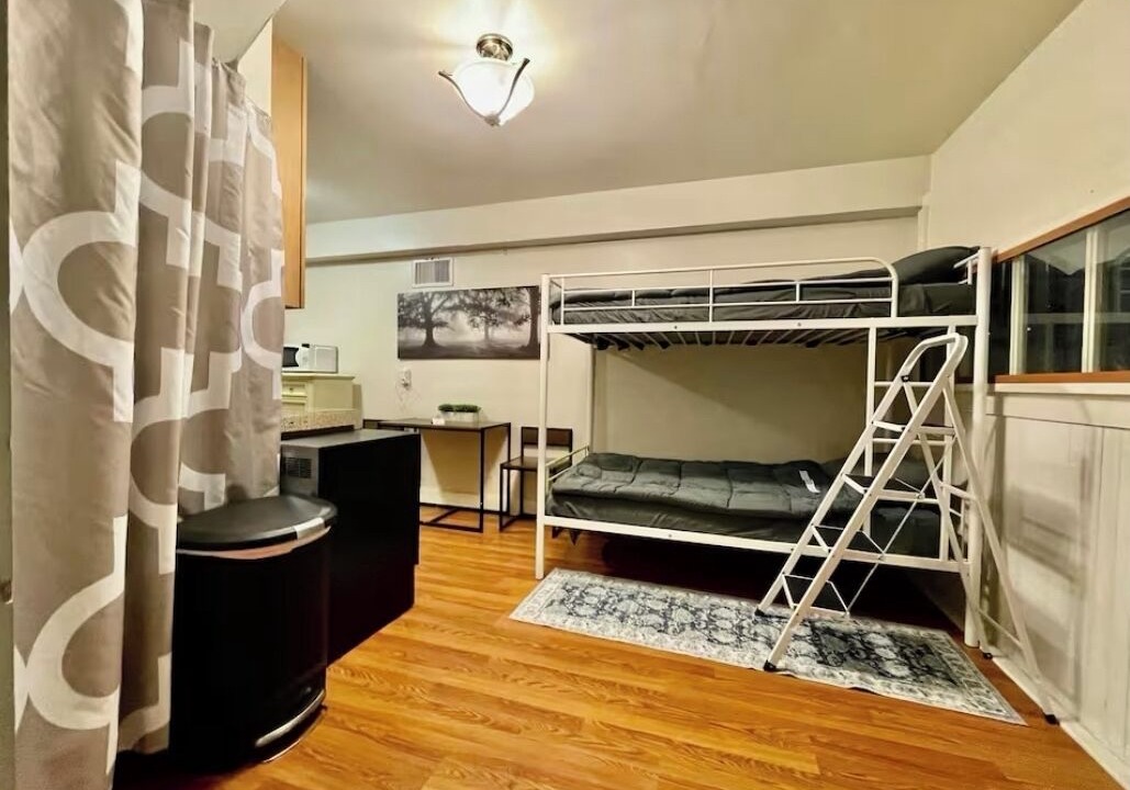 Photo of Bedroom in Loma Portal
