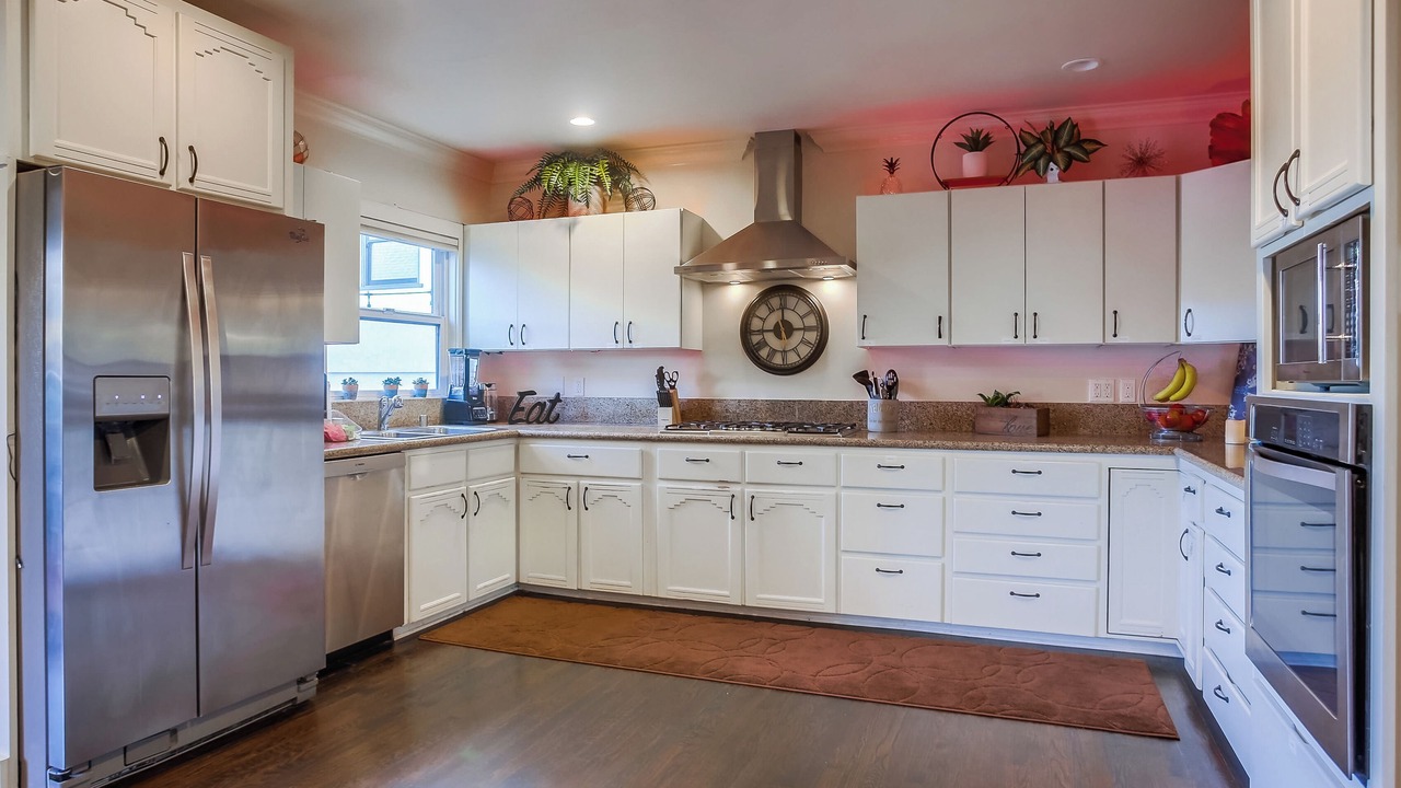 Photo of Kitchen in Loma Portal