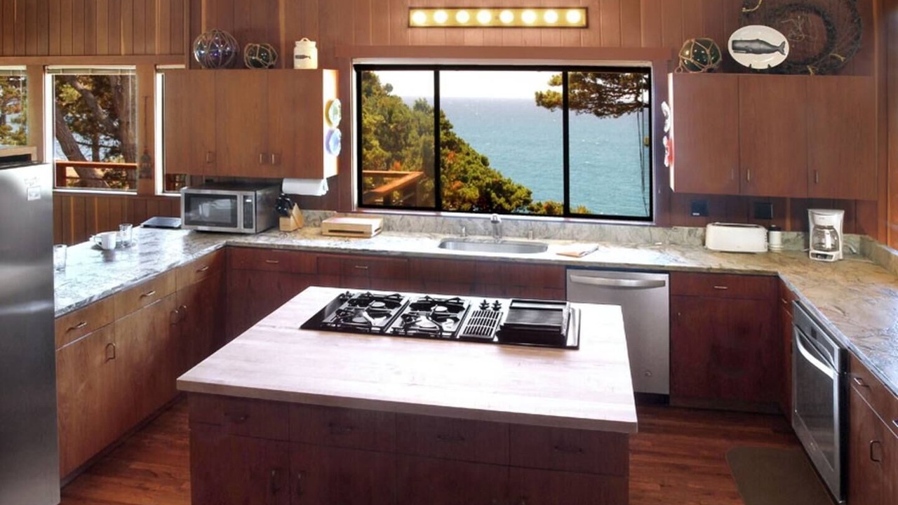 Photo of Kitchen in Jenner