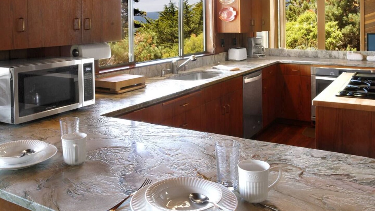 Photo of Kitchen in Jenner