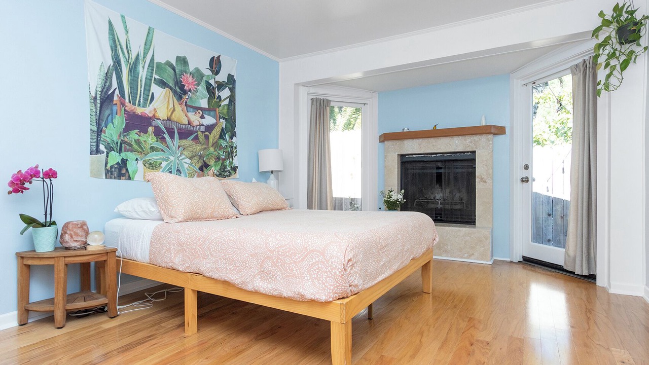 Photo of Bedroom in Alta Mesa