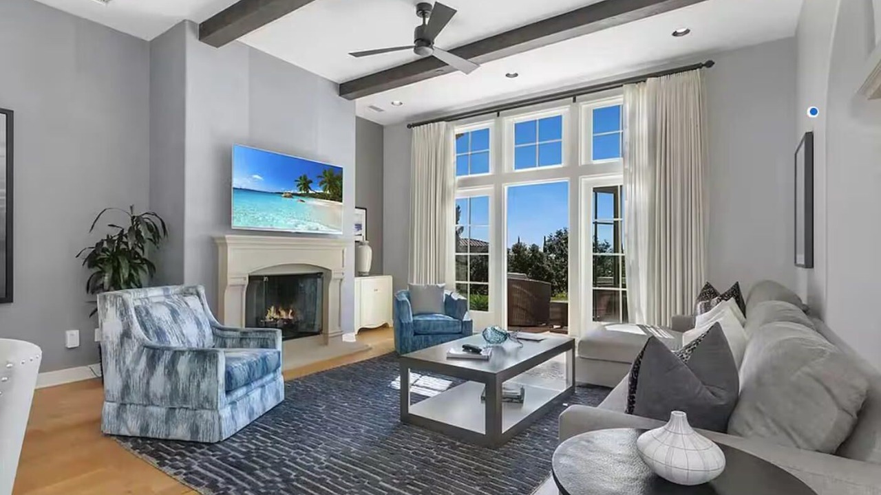 Photo of Livingroom in Rancho Palos Verdes