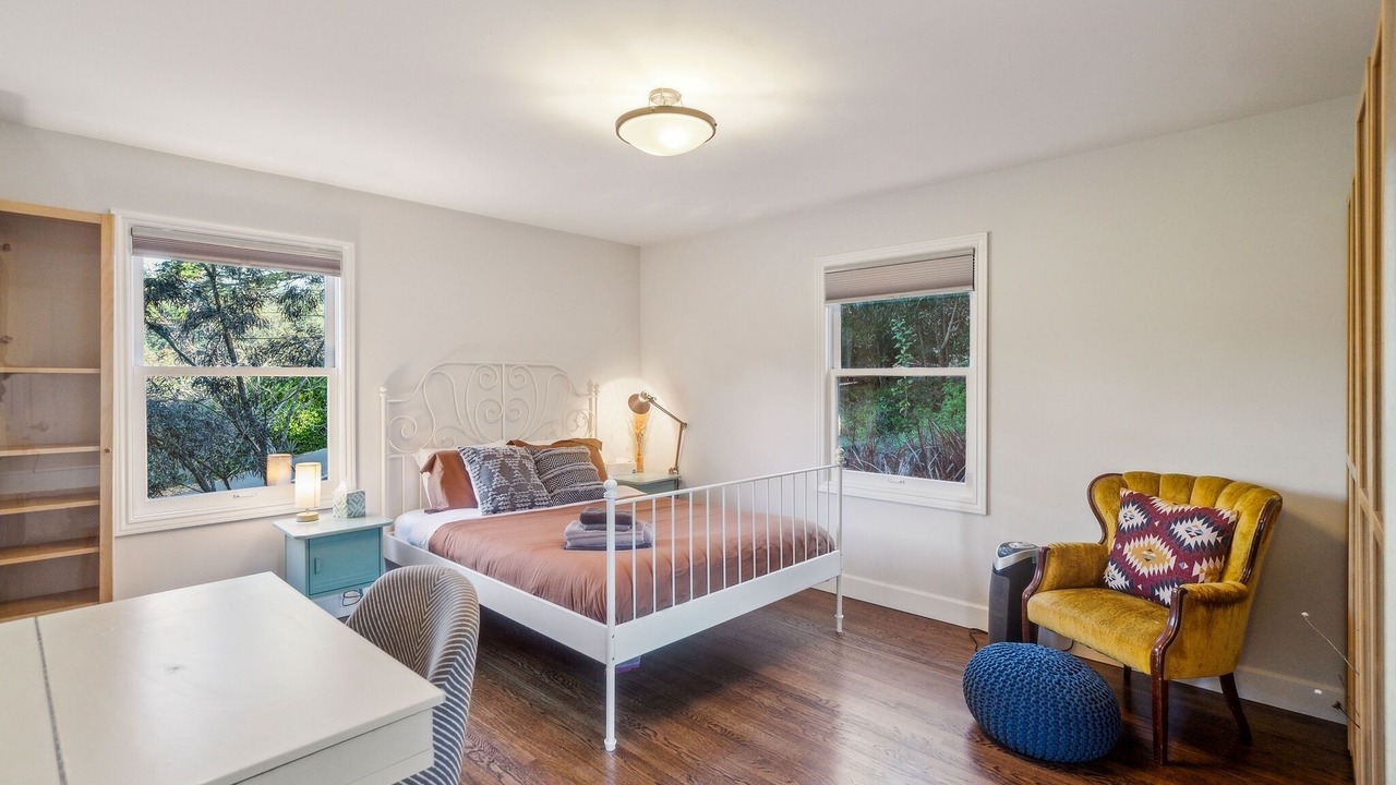 Photo of Bedroom in Shepherd Canyon
