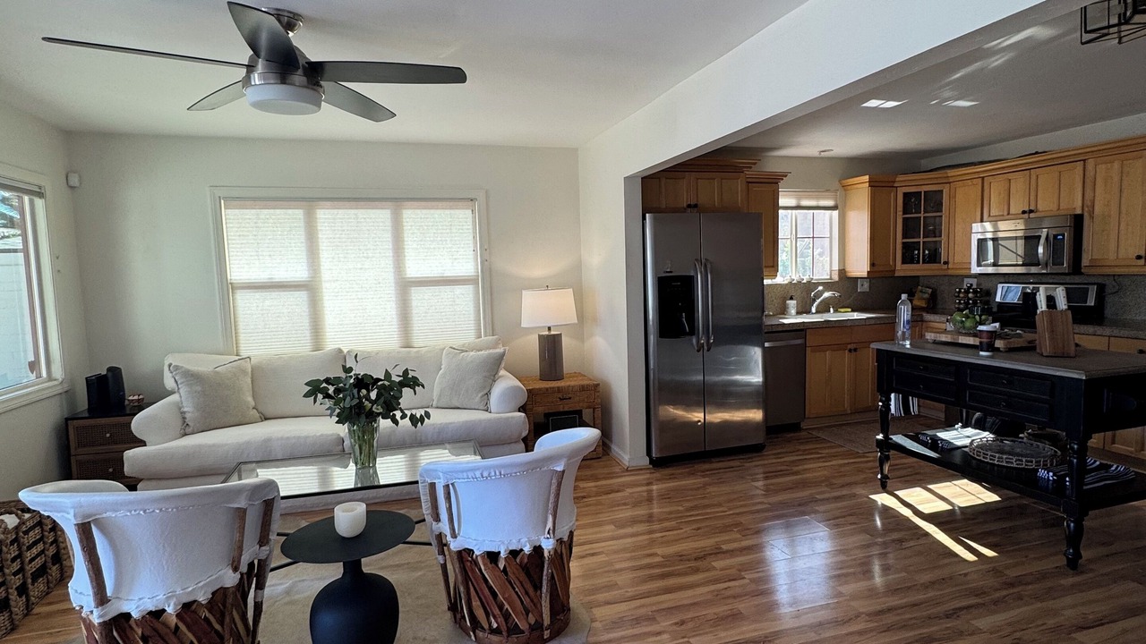 Photo of Livingroom in Warm Sands