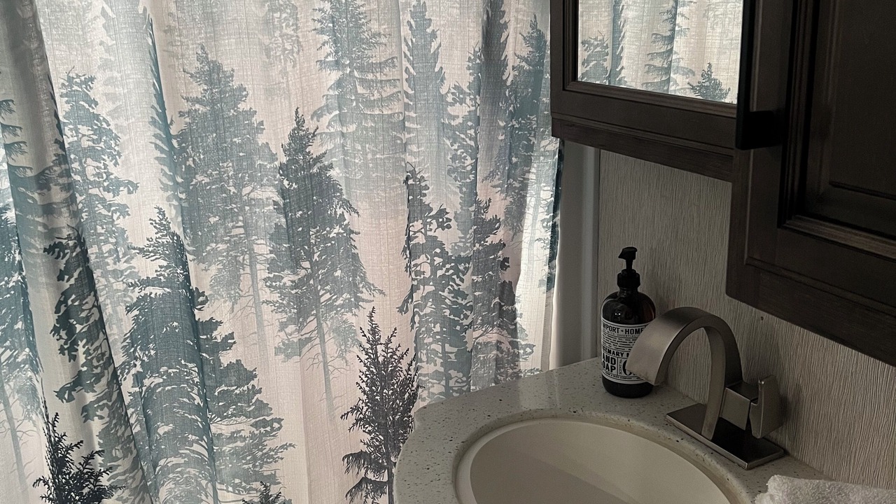 Photo of Bathroom in Jamestown