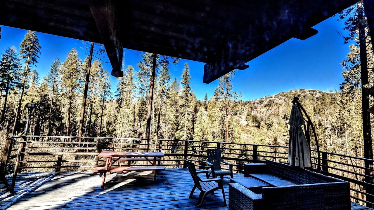 Photo of Outdoor in Mariposa
