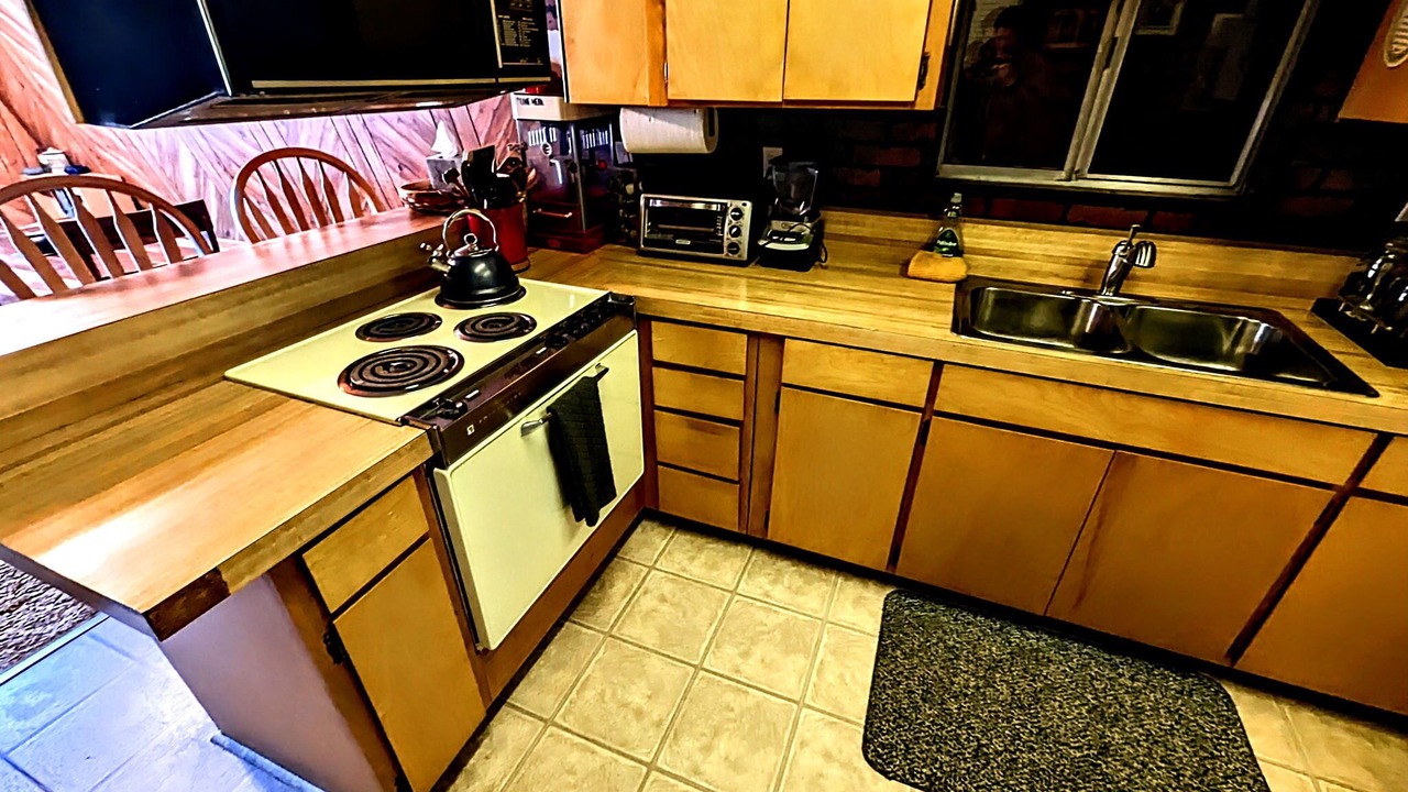 Photo of Kitchen in Mariposa