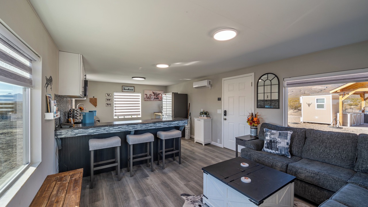 Photo of Livingroom in Mojave Desert