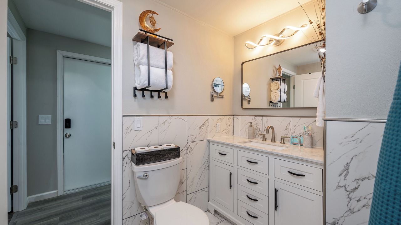 Photo of Bathroom in Mojave Desert