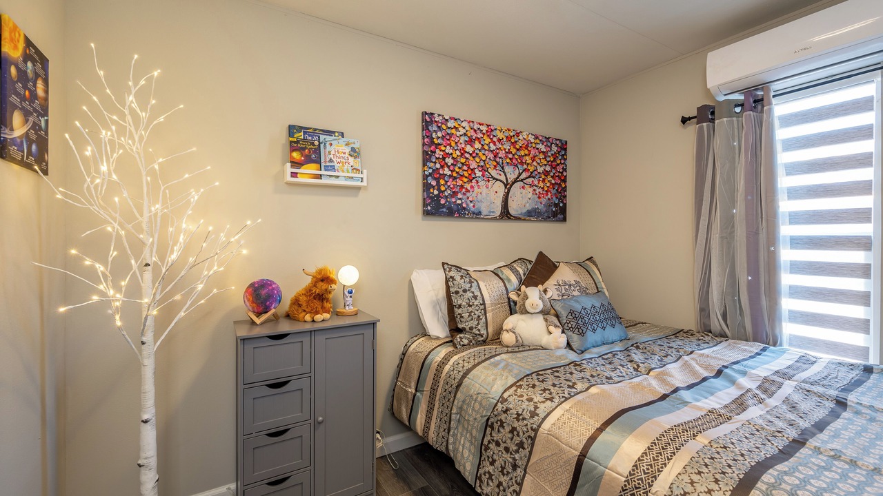 Photo of Bedroom in Mojave Desert