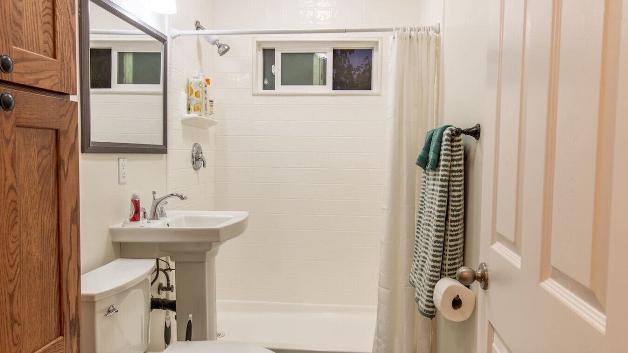 Photo of Bathroom in Camarillo
