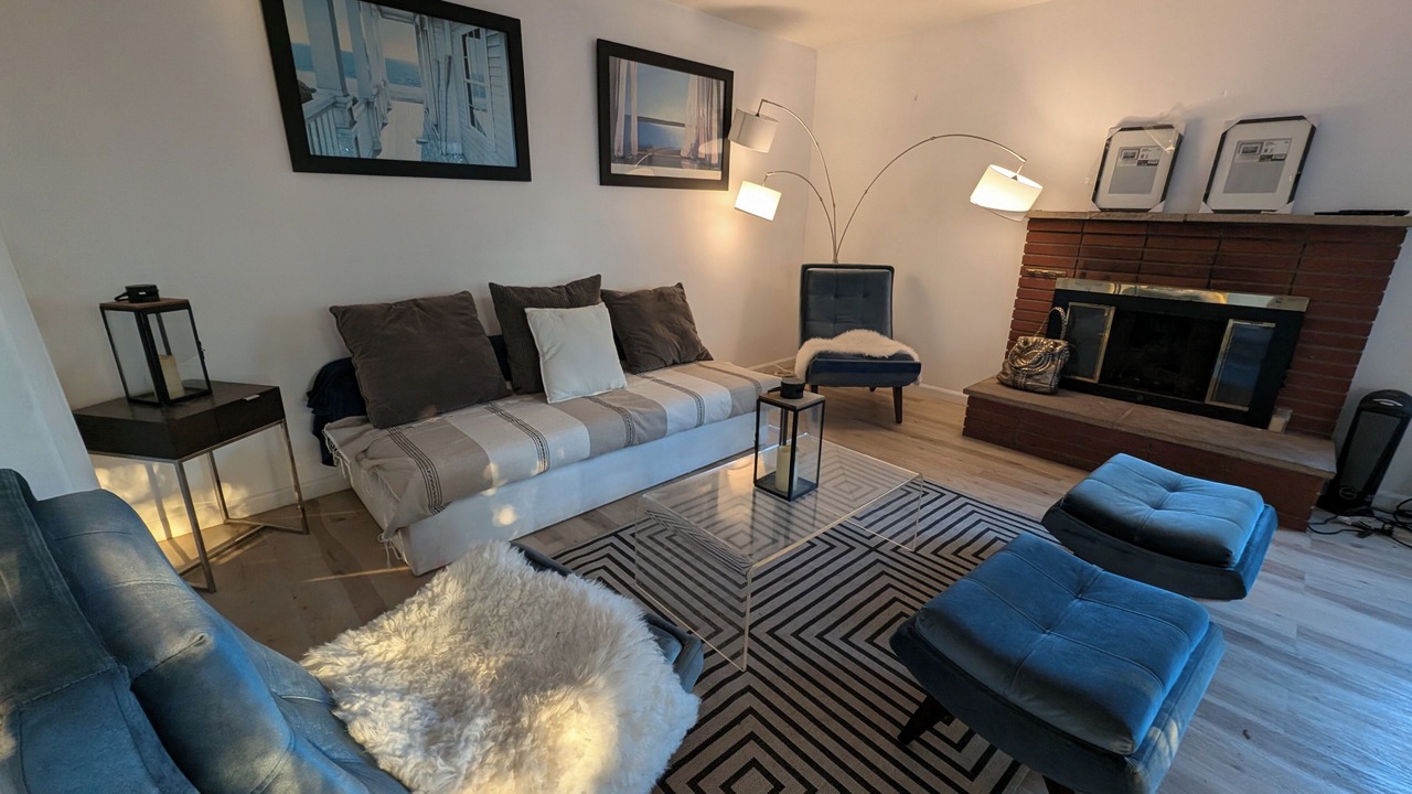 Photo of Livingroom in Mar Vista
