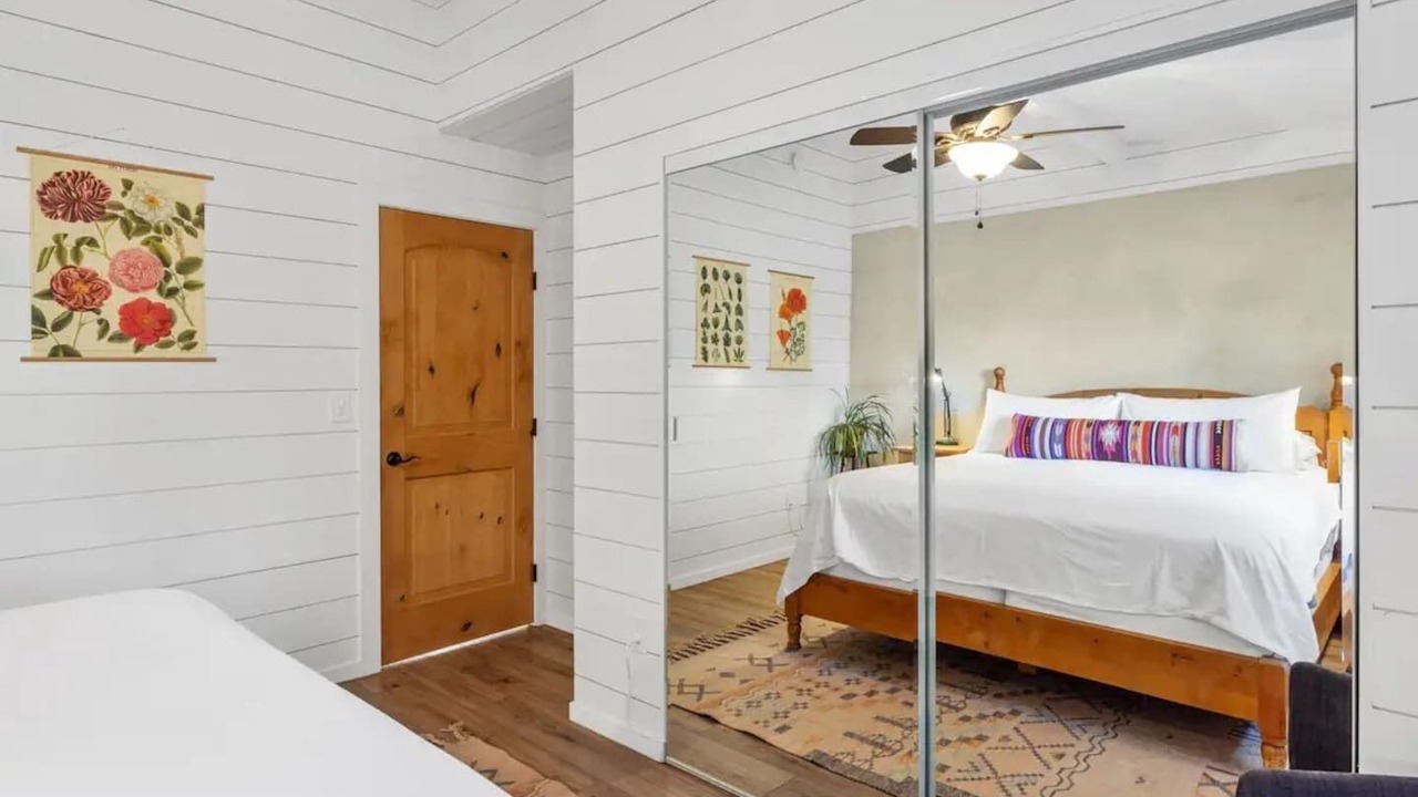 Photo of Bedroom in Forestville