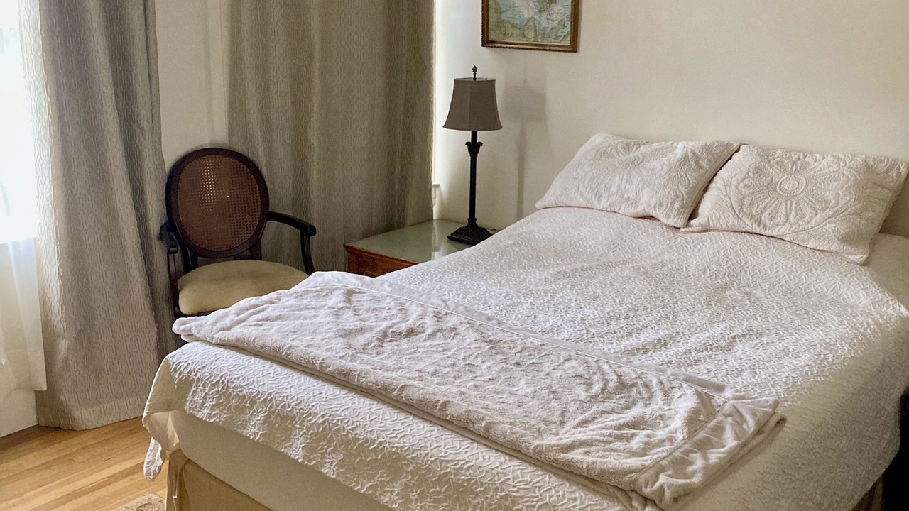 Photo of Bedroom in Marina District
