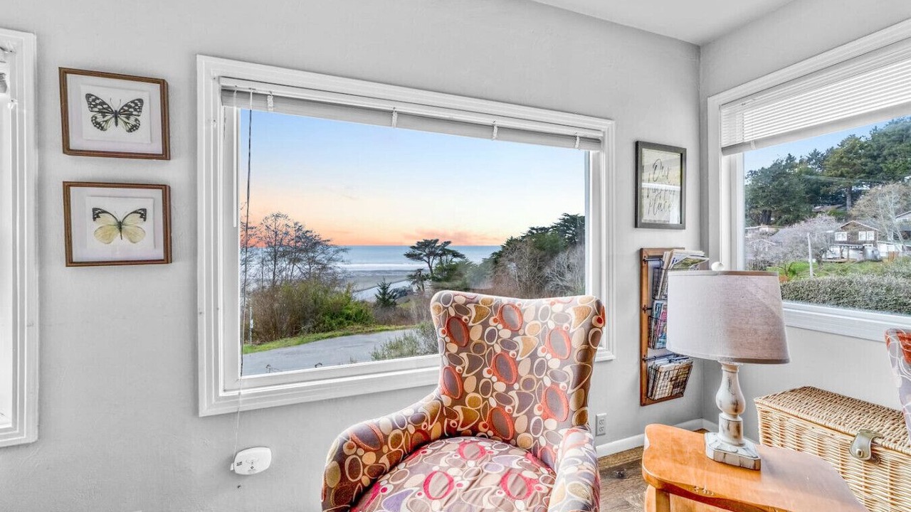 Photo of Livingroom in Westhaven-Moonstone