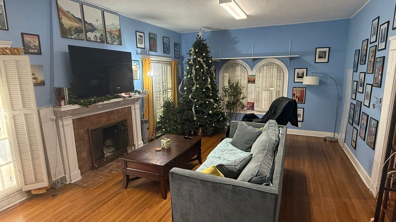 Photo of Livingroom in Larchmont