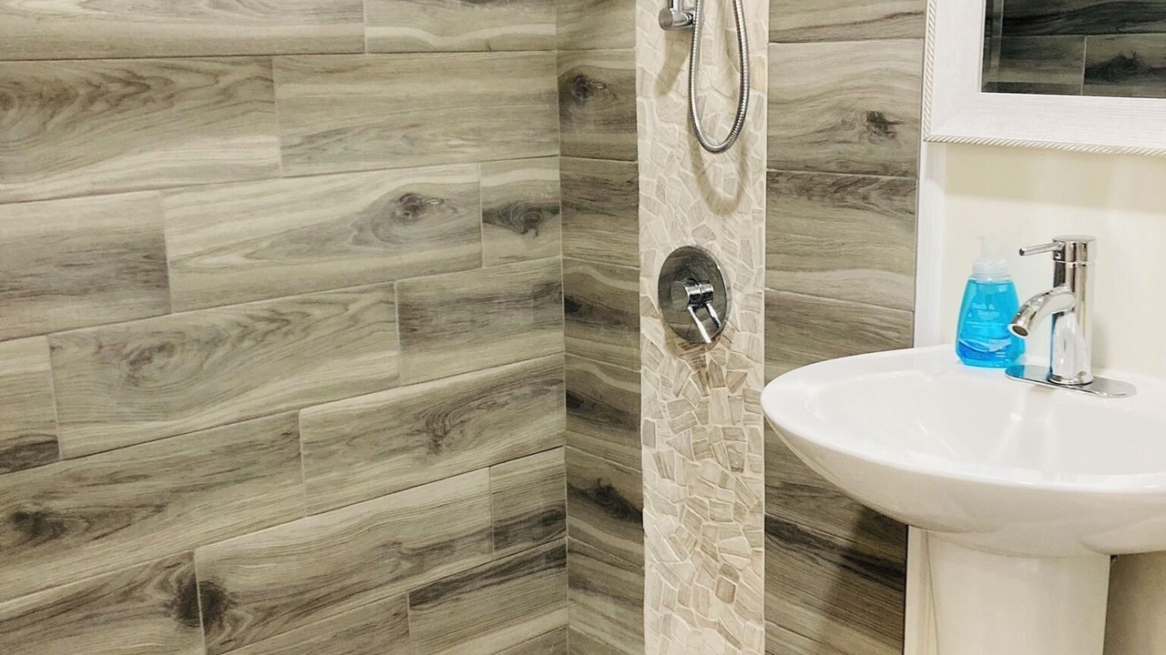 Photo of Bathroom in Cromberg