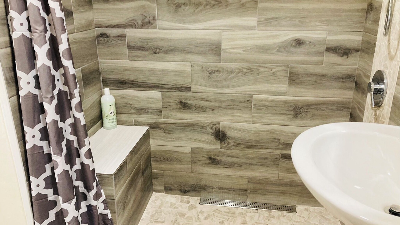 Photo of Bathroom in Cromberg