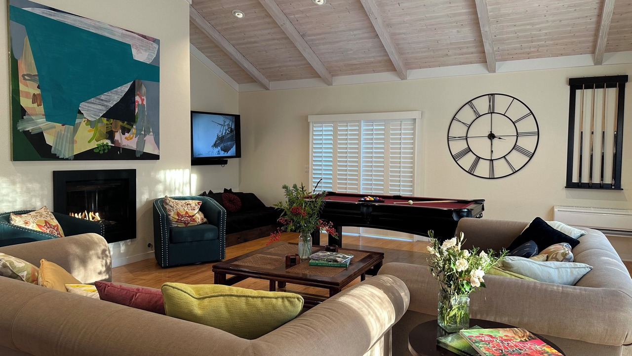 Photo of Livingroom in Kenwood