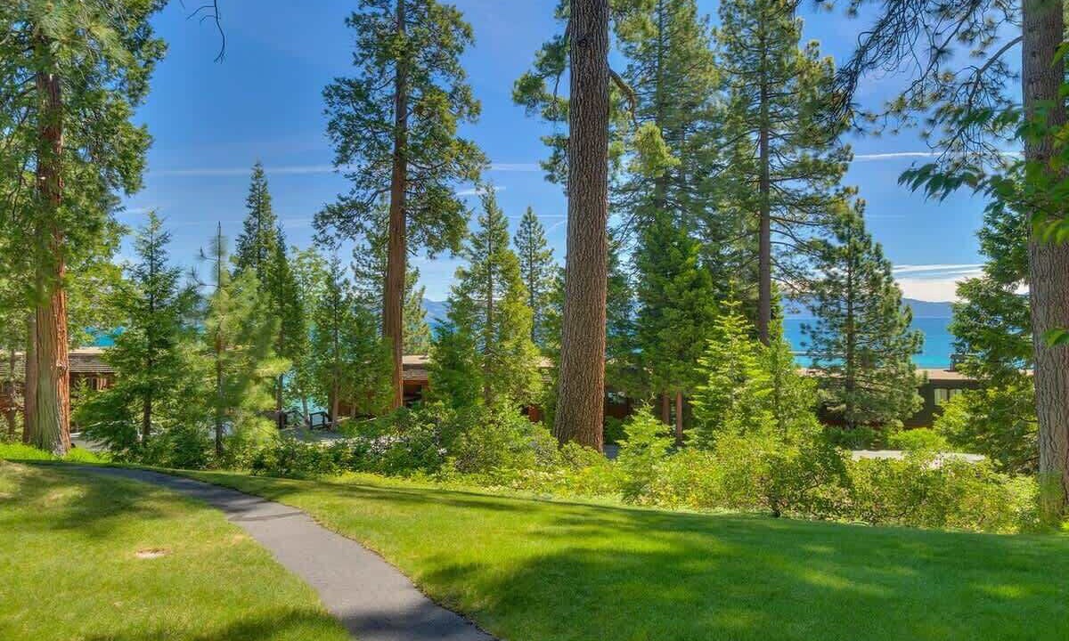 Photo of Outdoor in Tahoe Sierra Estates
