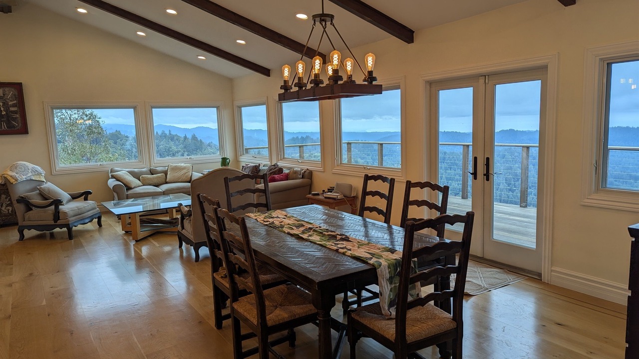 Photo of Livingroom in Los Gatos