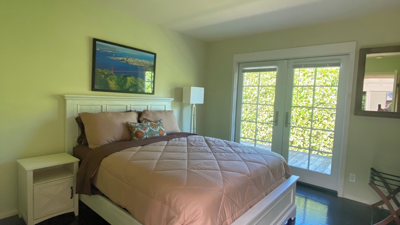 Photo of Bedroom in Sleepy Hollow