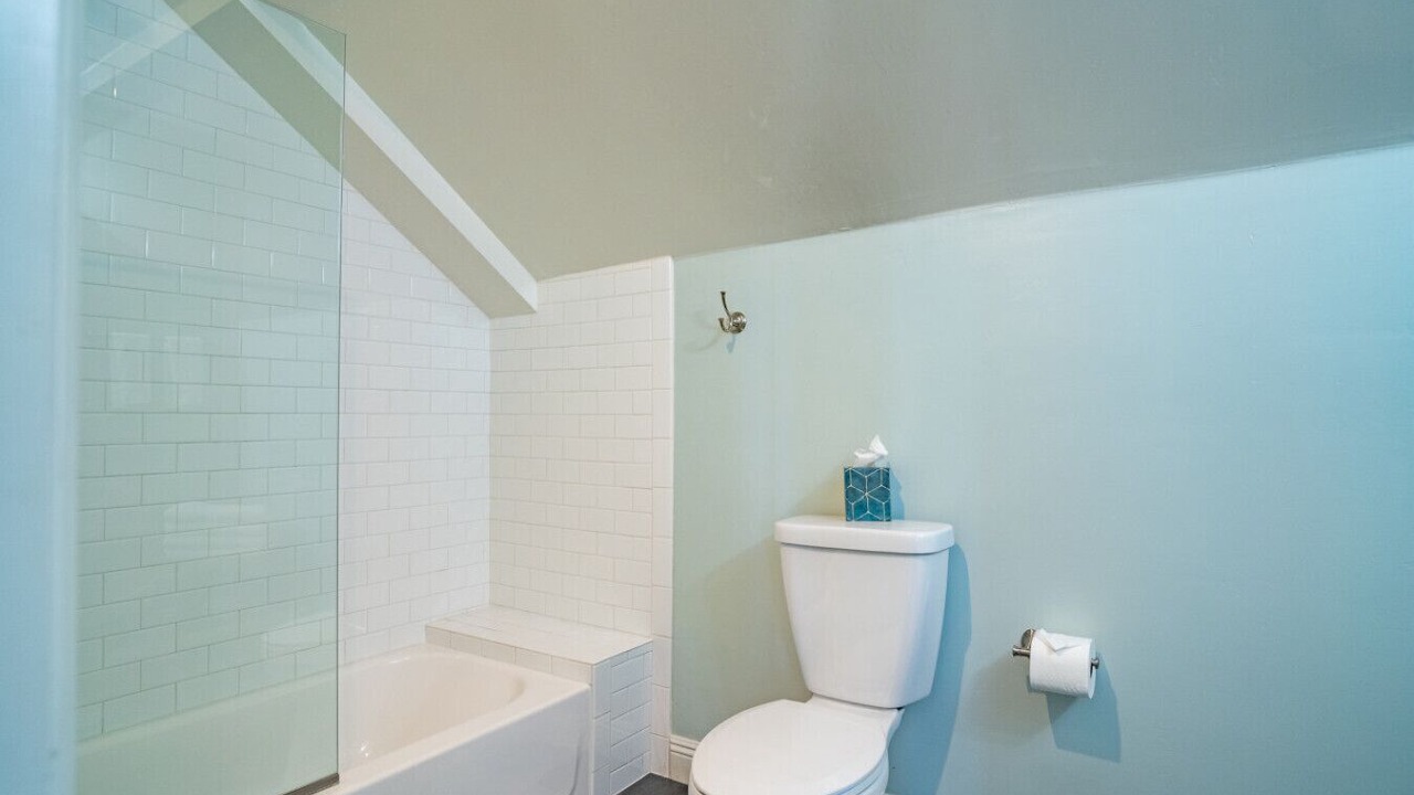 Photo of Bathroom in South Park