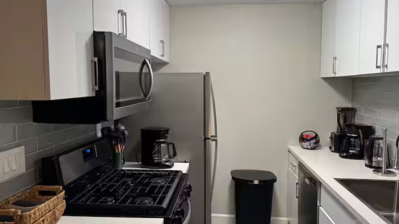 Photo of Kitchen in Pico - Robertson