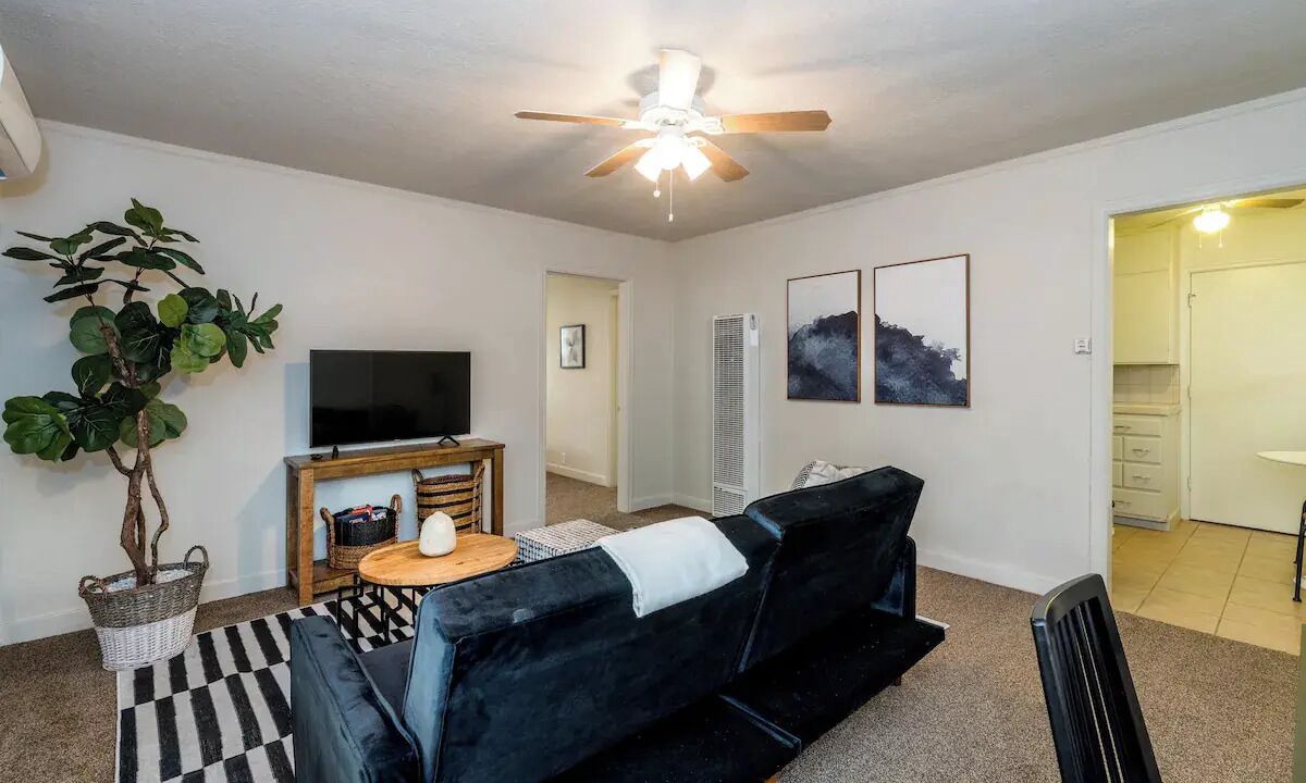 Photo of Livingroom in Roosevelt
