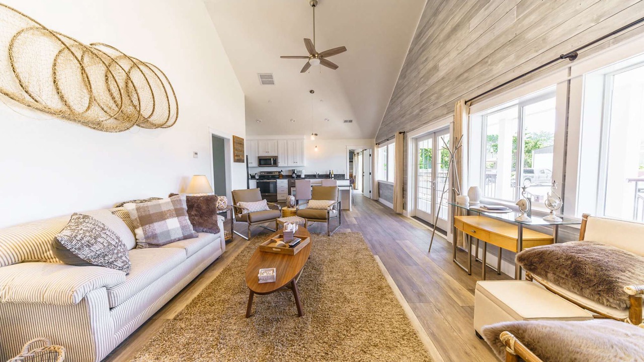 Photo of Livingroom in Crescent City North