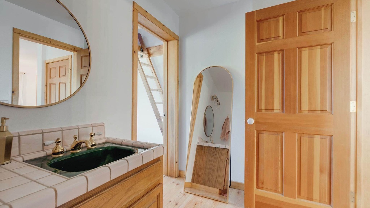 Photo of Bathroom in Alpine Meadows