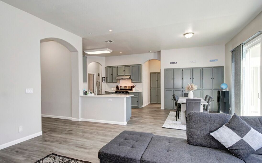Photo of Livingroom in North Natomas