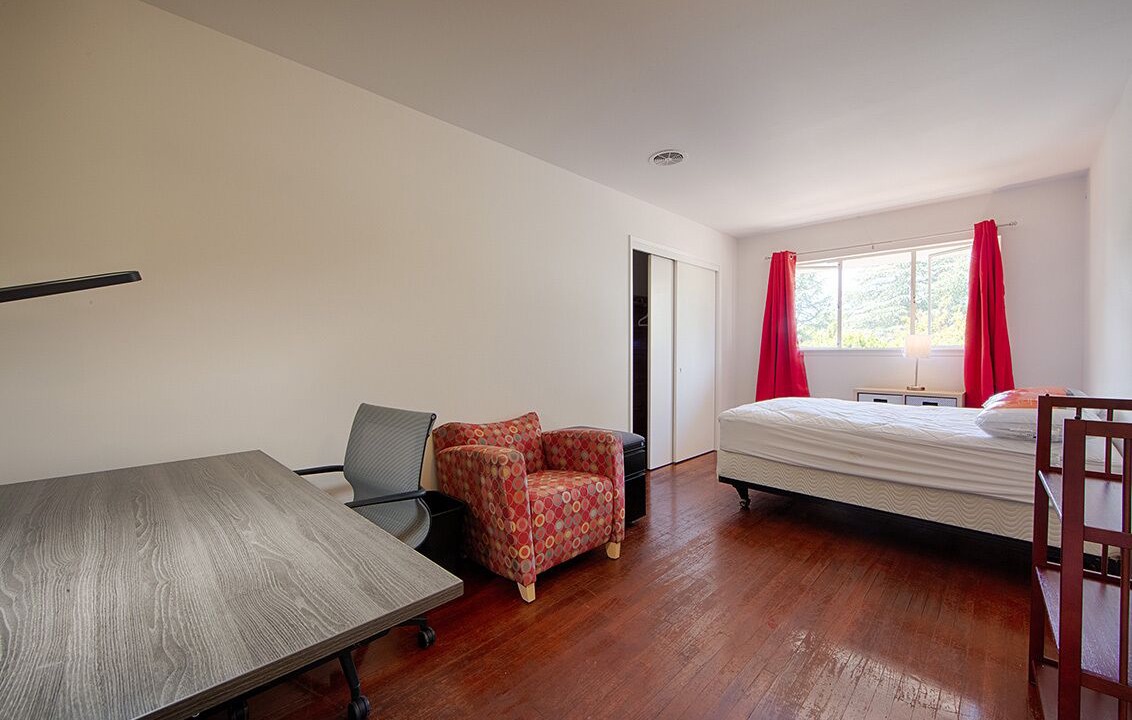 Photo of Bedroom in College Terrace