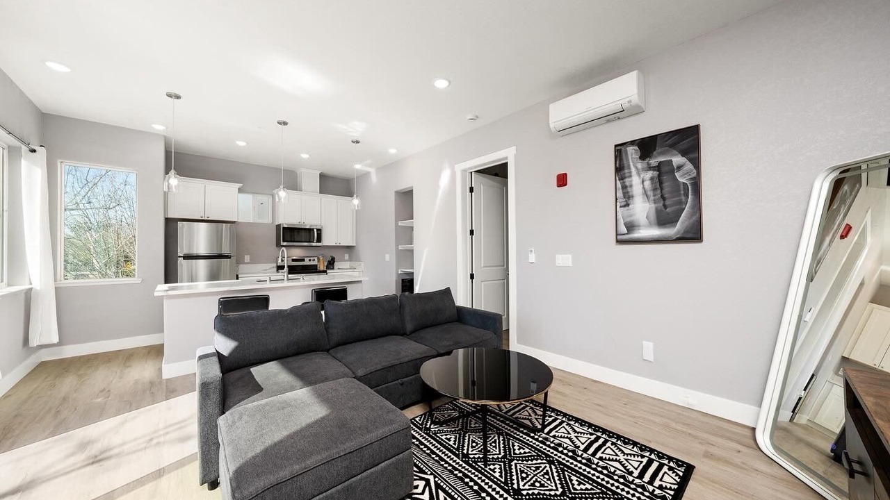 Photo of Livingroom in Midtown Sacramento