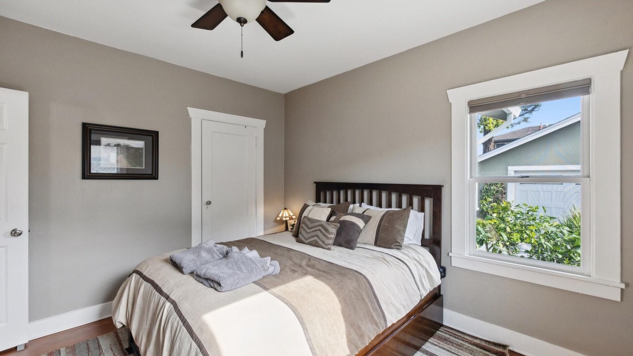 Photo of Bedroom in Northside