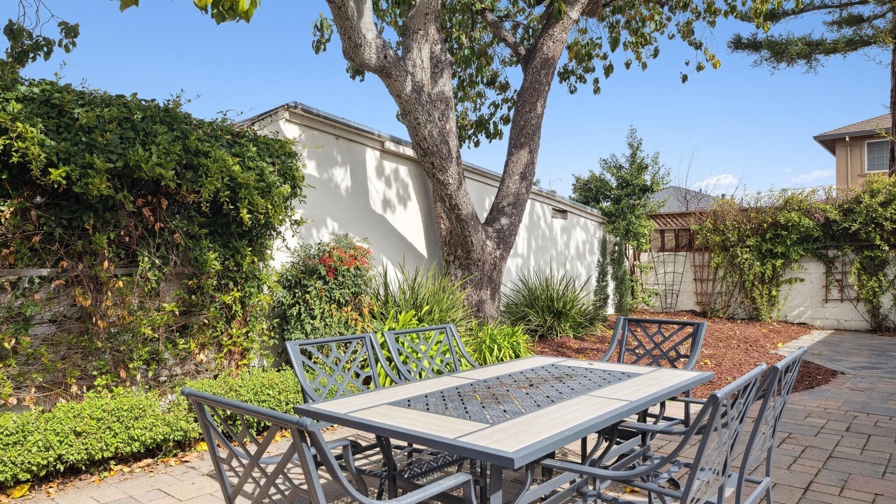 Photo of Outdoor in Northside