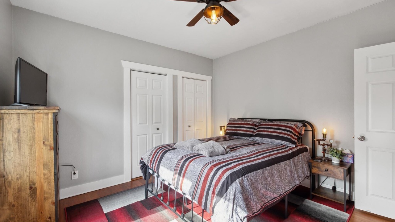 Photo of Bedroom in Northside