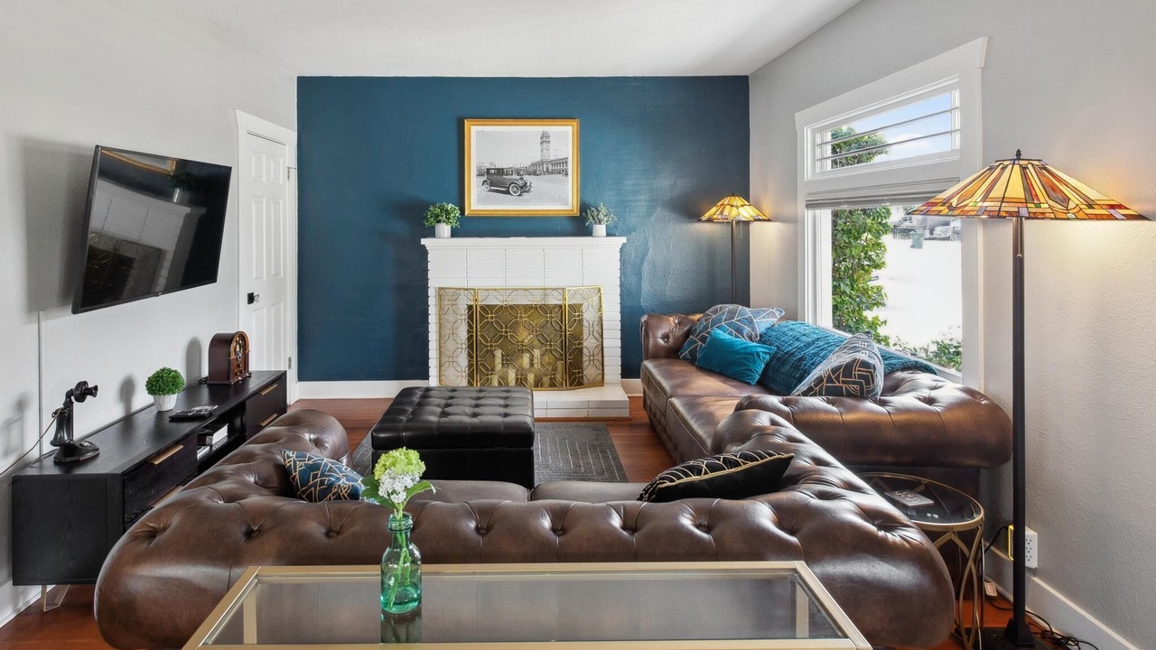 Photo of Livingroom in Northside