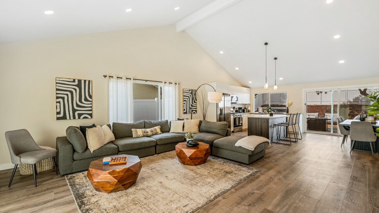 Photo of Livingroom in Bay Ho