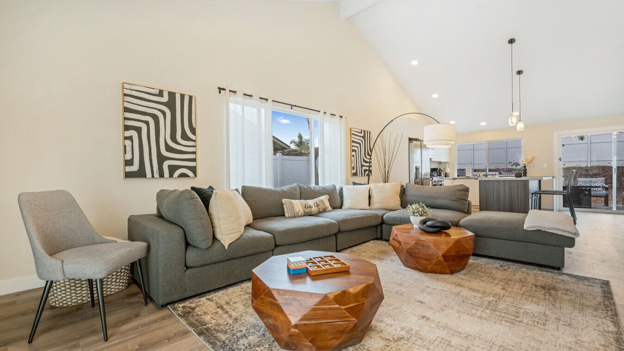 Photo of Livingroom in Bay Ho