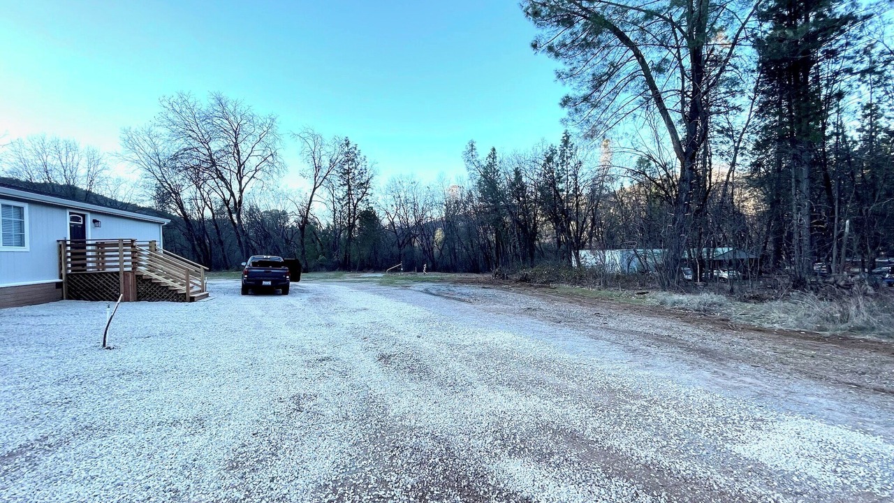 Photo of Others in Lakehead-Lakeshore