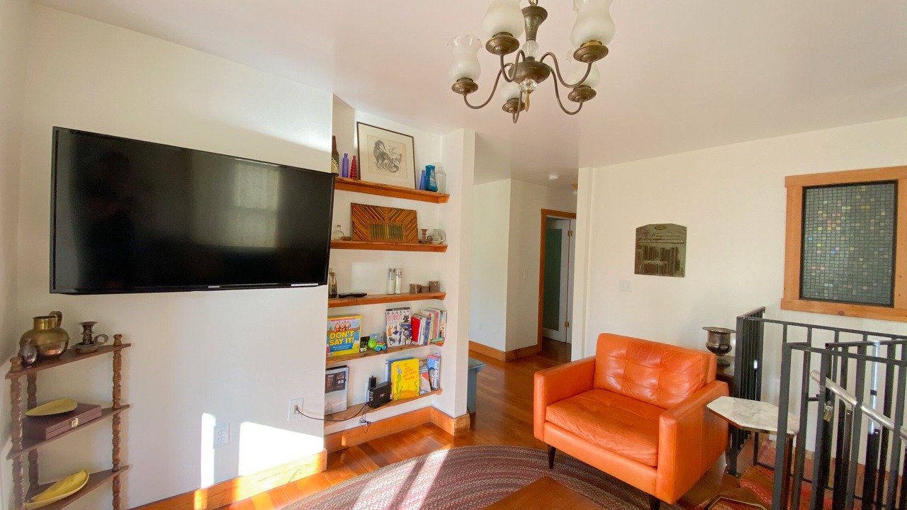 Photo of Bedroom in Silver Lake