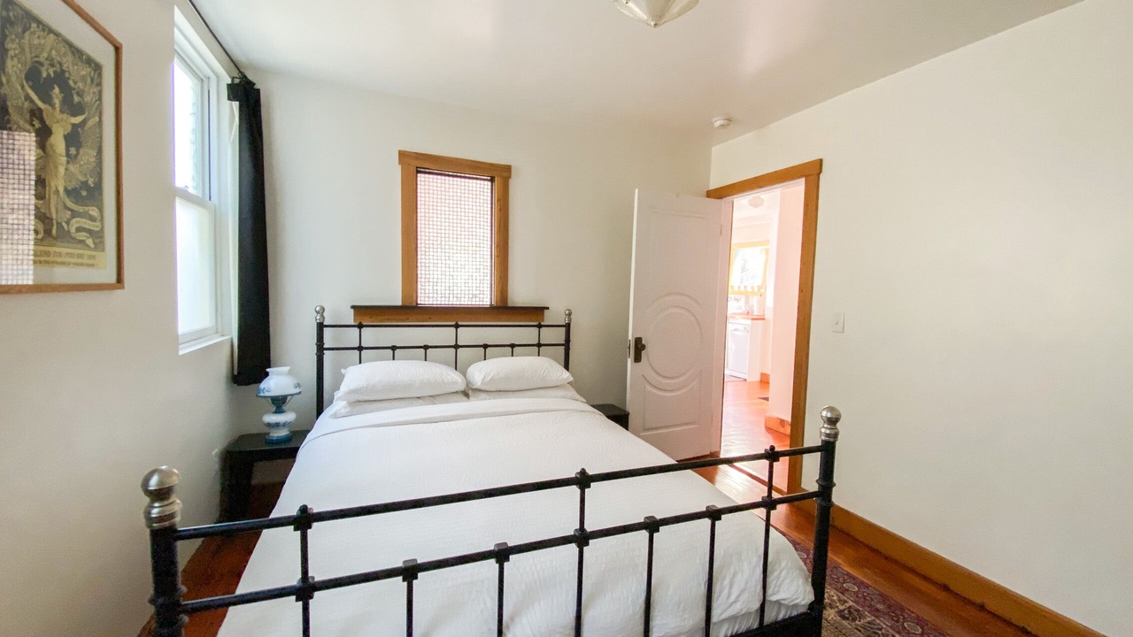 Photo of Bedroom in Silver Lake