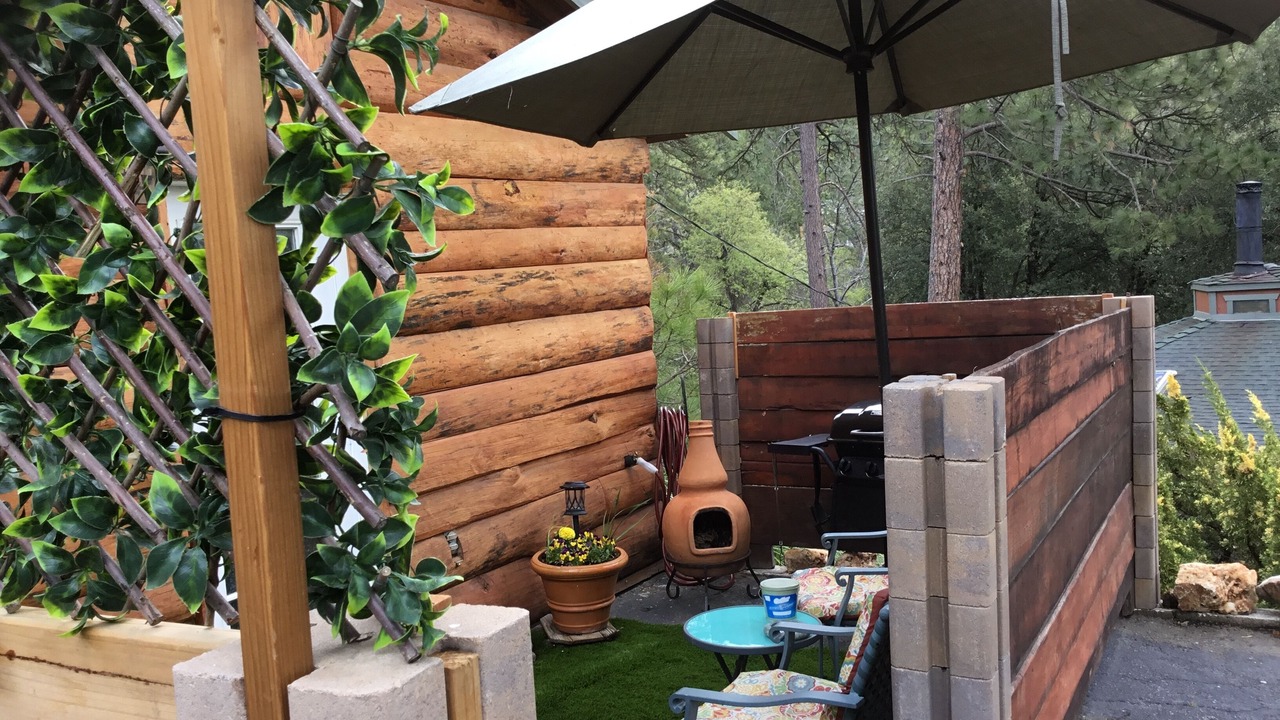 Photo of Patio Balcony in Yosemite Forks