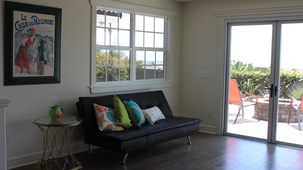 Photo of Livingroom in Spinnaker Hill