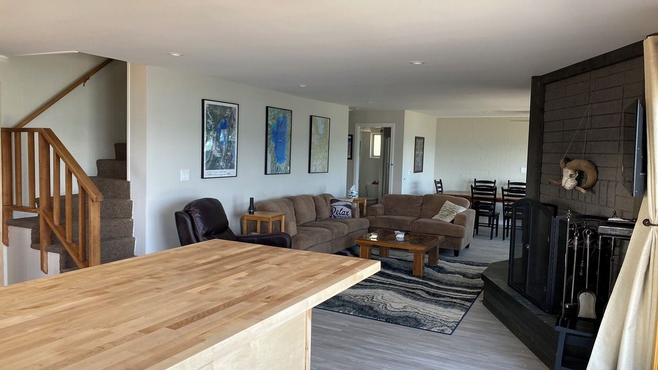 Photo of Livingroom in Camp Richardson