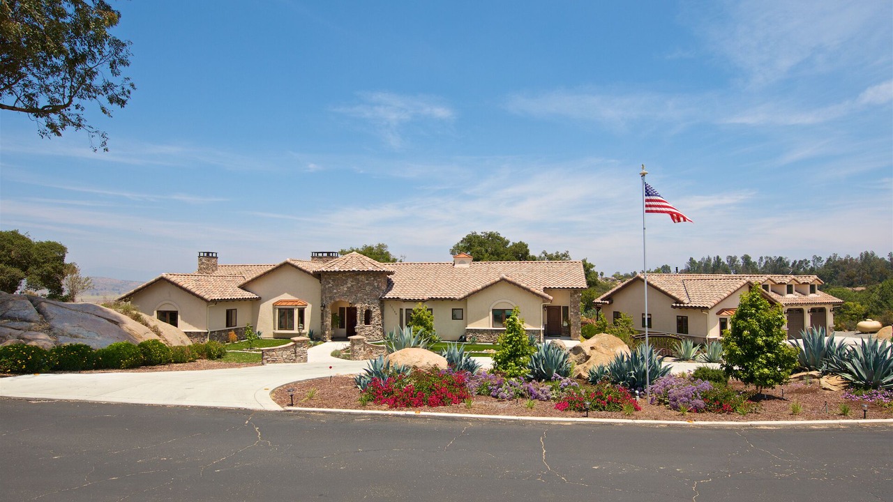 Photo of Others in Ramona
