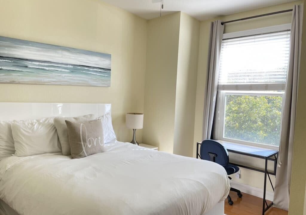 Photo of Bedroom in Crown Point