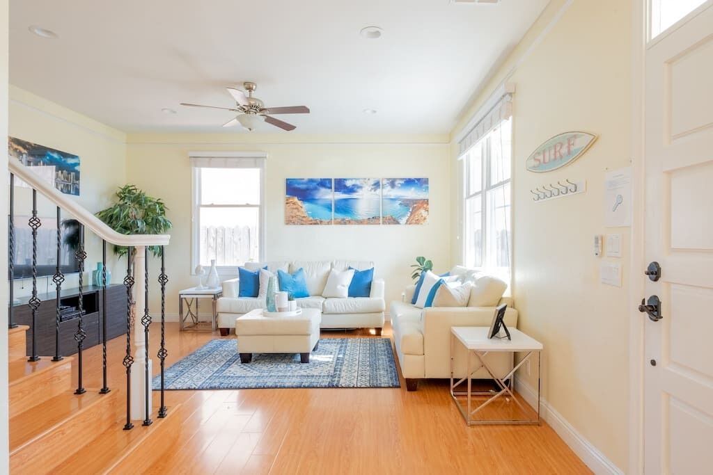 Photo of Livingroom in Crown Point