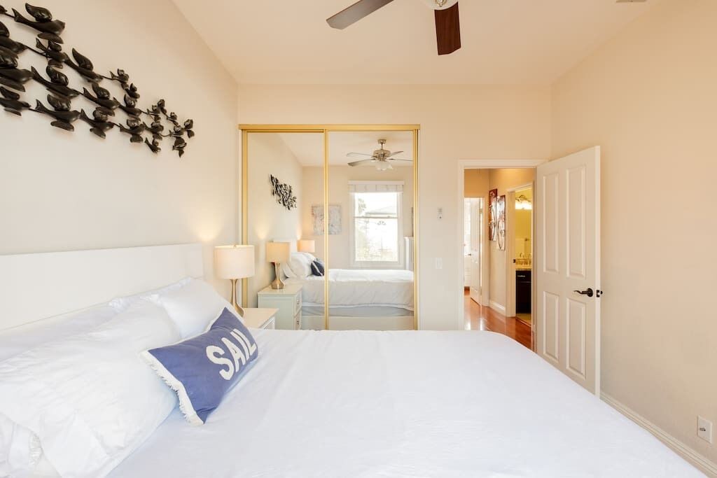 Photo of Bedroom in Crown Point